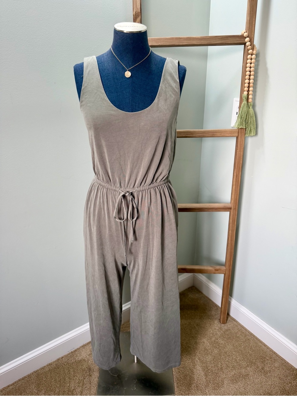 Express Gray Sleeveless Romper Jumpsuit Size Small